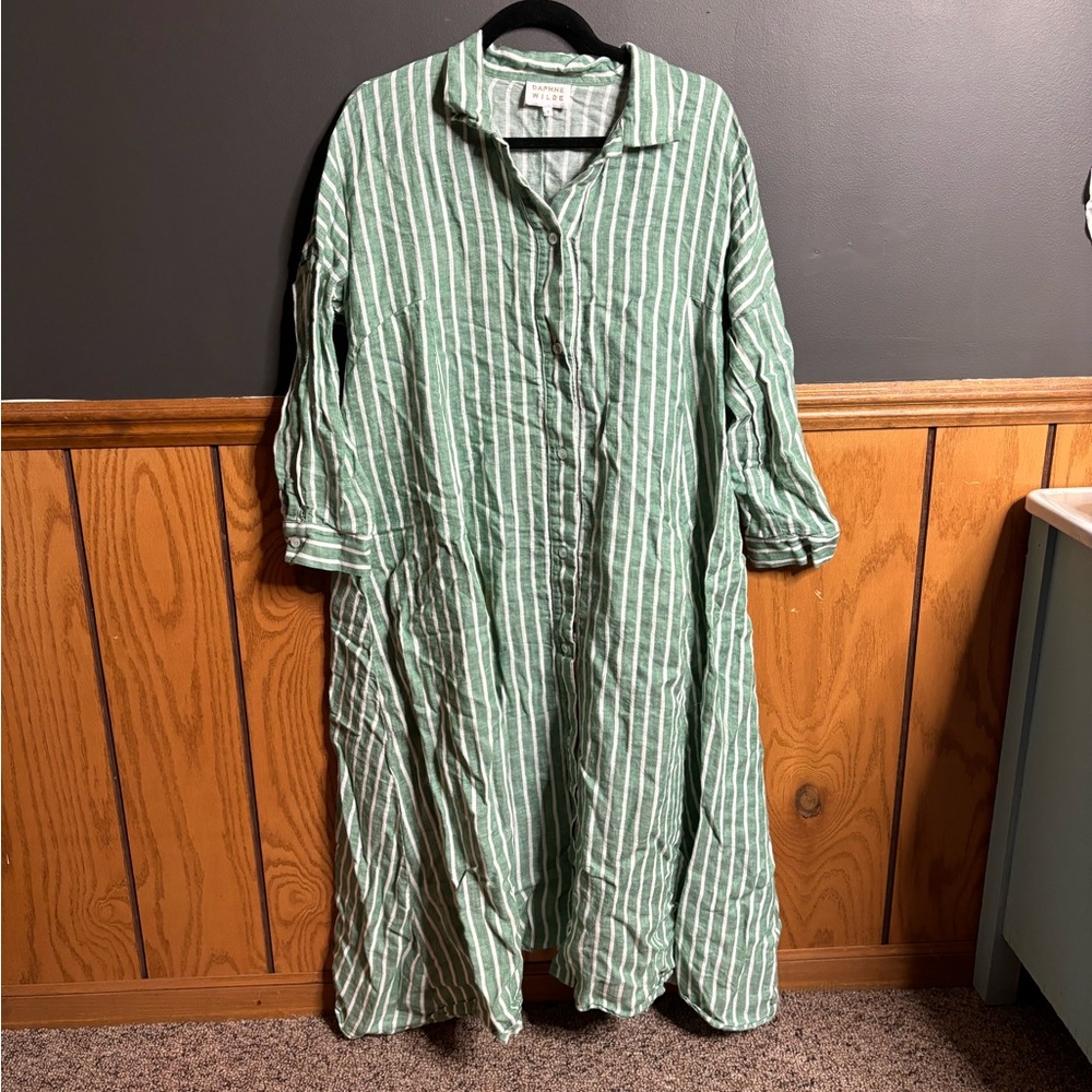 Daphne Wild Housedress